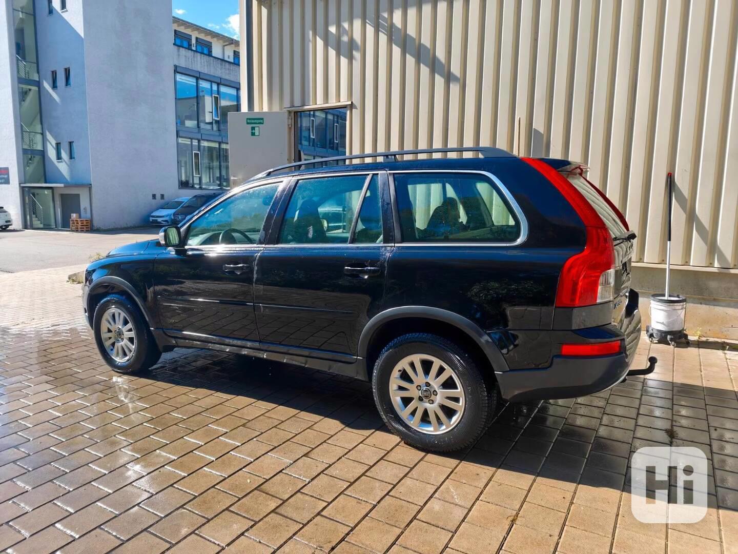 Volvo XC90 D5 Kinetic 136kw - foto 1