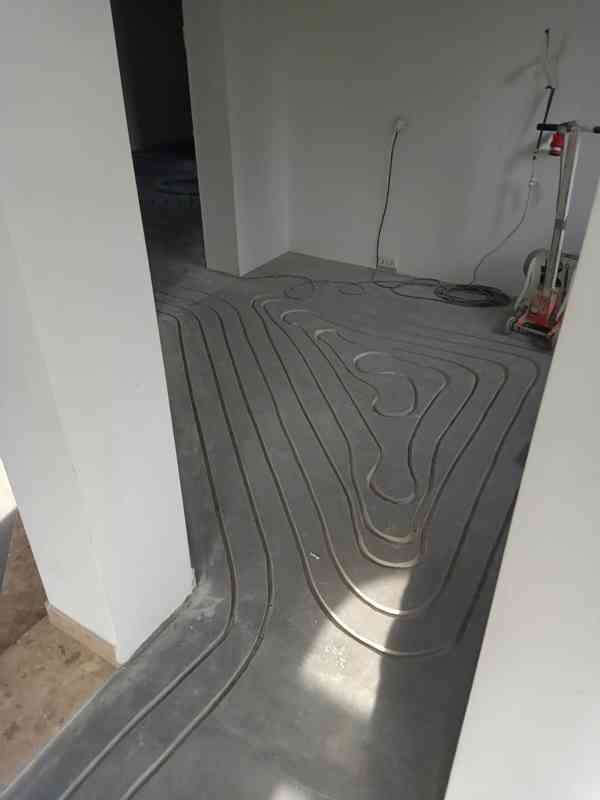 Frézované podlahové topení - foto 26