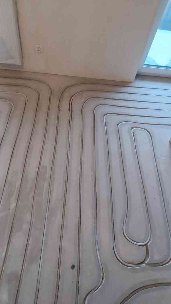 Frézované podlahové topení - foto 17