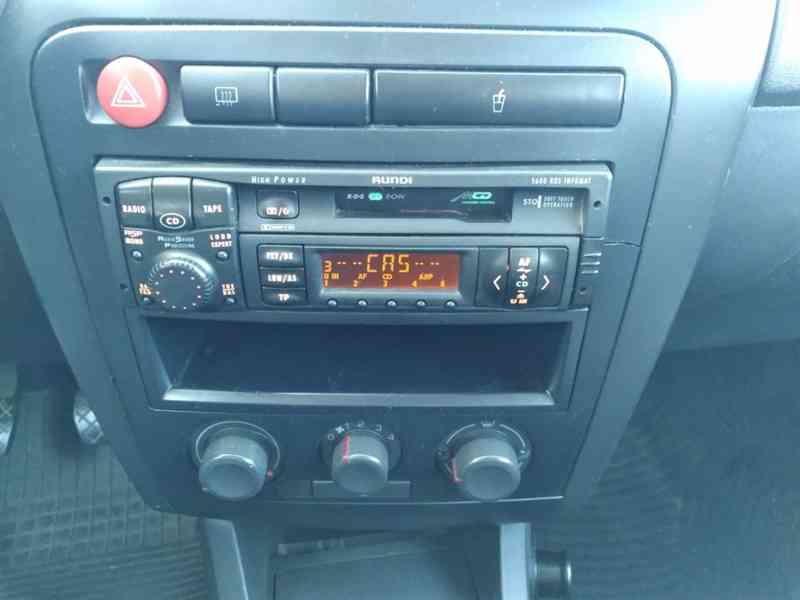 SEAT IBIZA 1.4 16V ČR,SERVISKA - foto 15