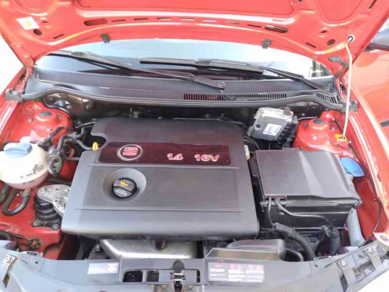 SEAT IBIZA 1.4 16V ČR,SERVISKA - foto 24