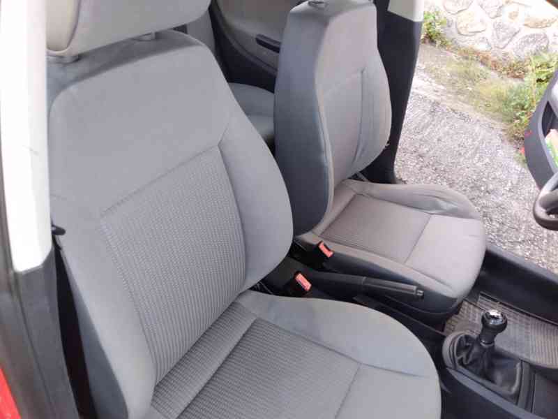 SEAT IBIZA 1.4 16V ČR,SERVISKA - foto 13