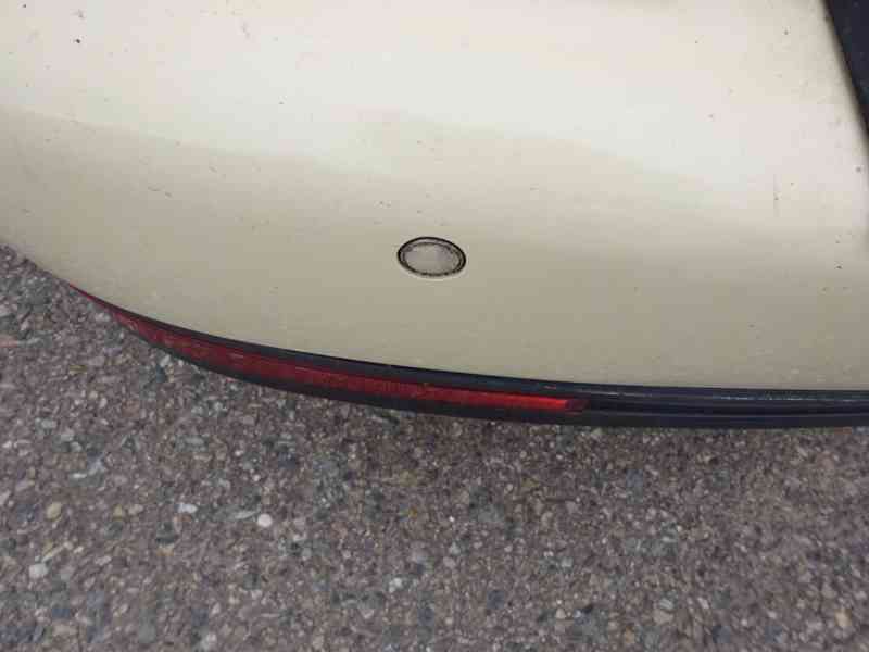 VW TOURAN 1.9 TDI r.v.2008 (77 KW) AUTOMAT - foto 14