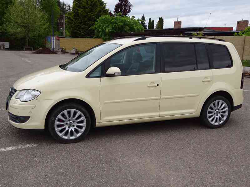 VW TOURAN 1.9 TDI r.v.2008 (77 KW) AUTOMAT - foto 3