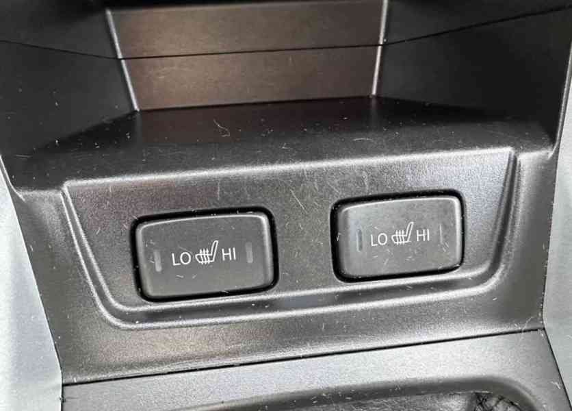 Suzuki Vitara 1.6i 4x4 Allgrip Comfort+ benzín 88kw - foto 15