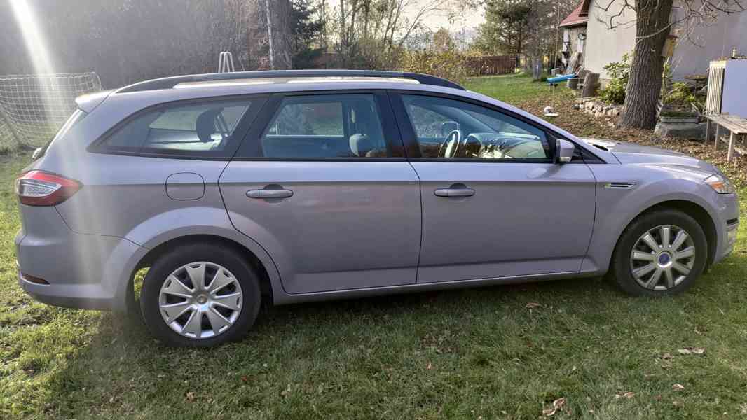 Ford Mondeo Combi 2011 1.6 118kW 157 500km - foto 4