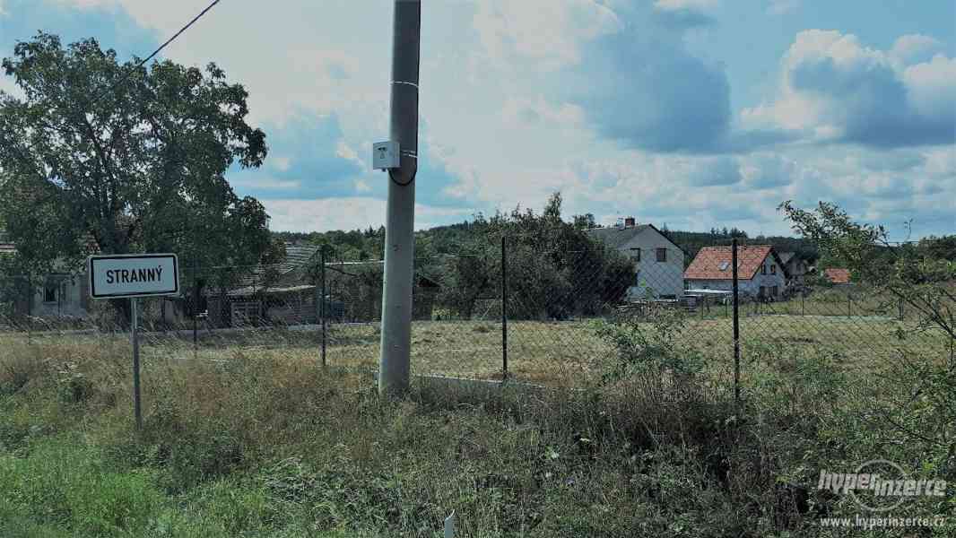 Prodej stavebního pozemku 1.084m² v obci Stranný u Neveklova - foto 7