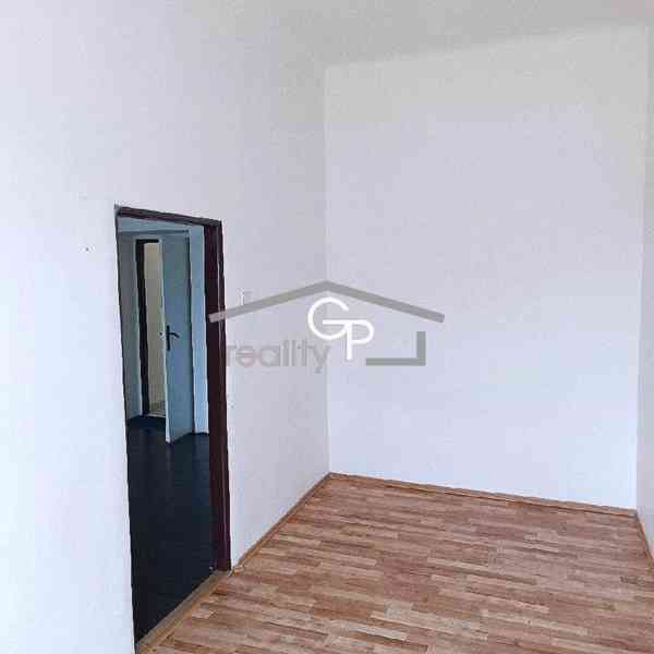 Pronájem 2+1, tř. 28. října, České Budějovice - foto 8