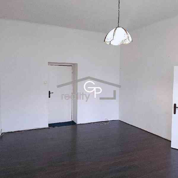 Pronájem 2+1, tř. 28. října, České Budějovice - foto 4