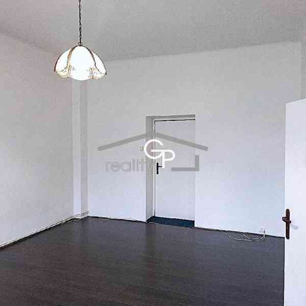 Pronájem 2+1, tř. 28. října, České Budějovice - foto 5