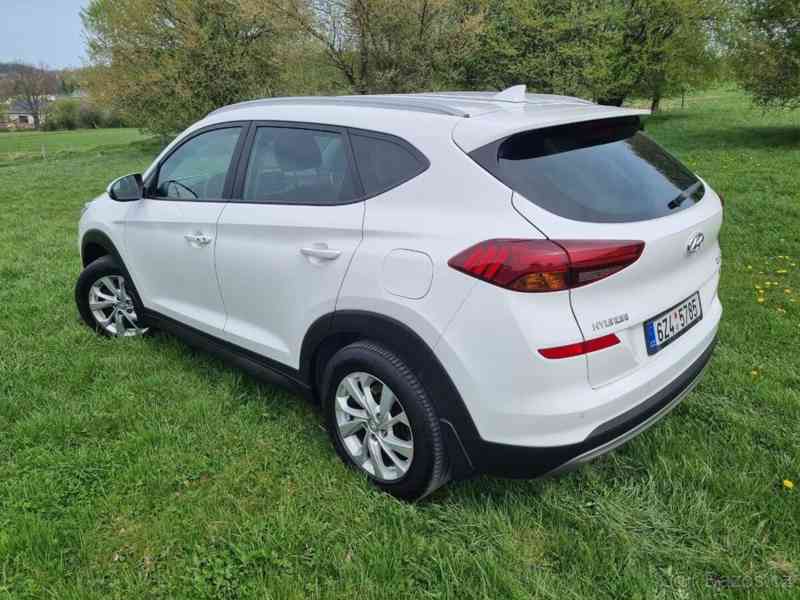 Hyundai Tucson 1,6 CRDI 85KW Adventure 4x2 - foto 4
