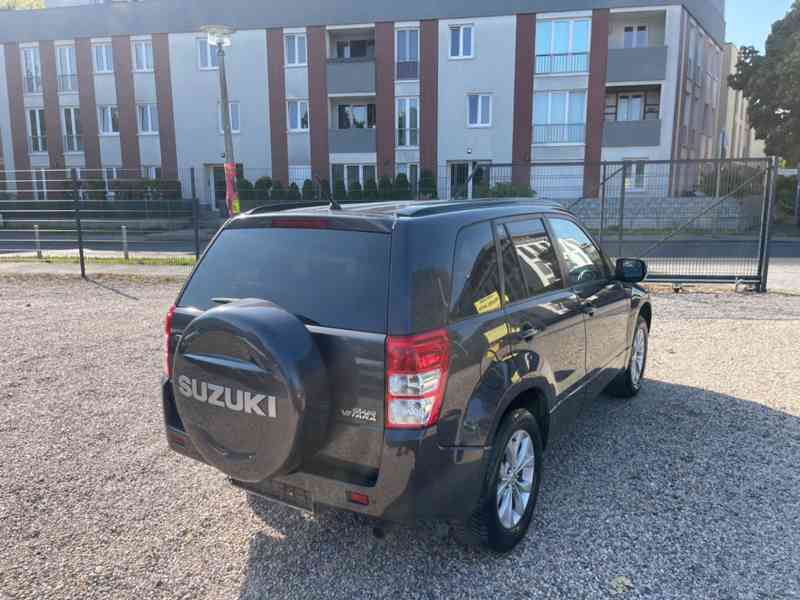 Suzuki Grand Vitara 2.4i Club Aut. benzín 124kw - foto 8