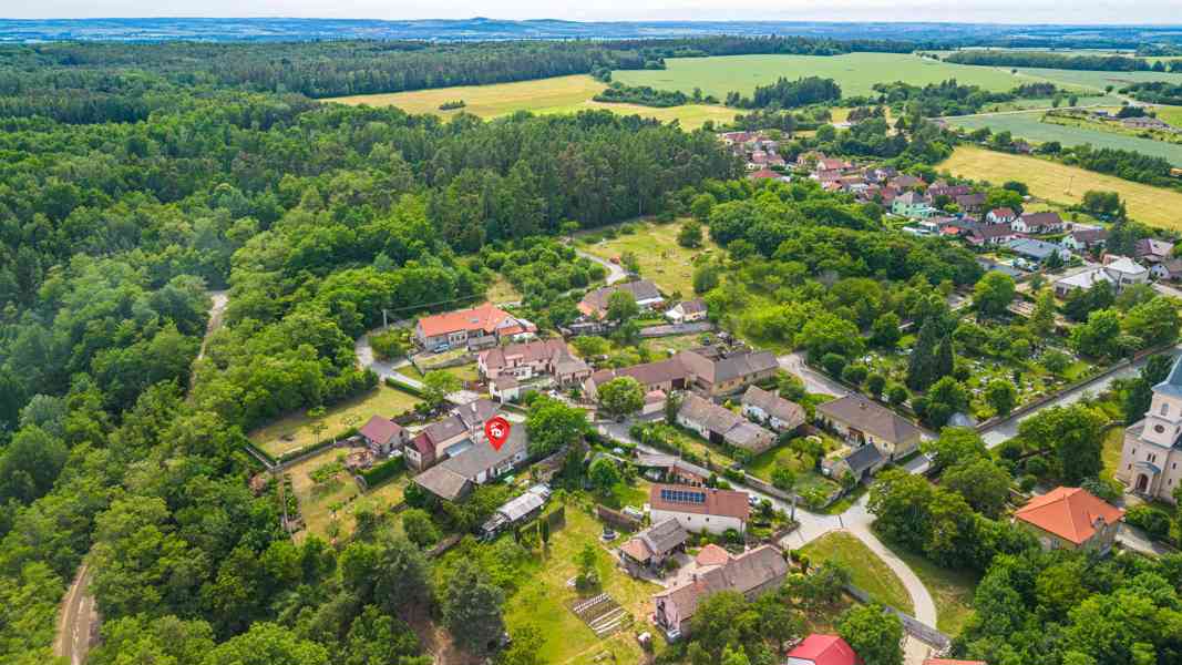 Prodej chalupy 2+1 s hospodářskými budovami, Chvaletice - foto 7