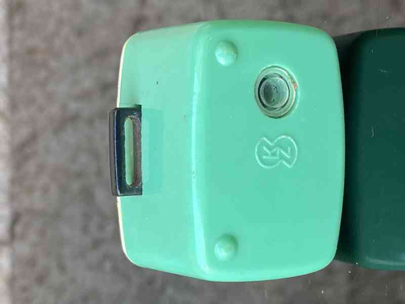 Retro hračka - mini televize KZS Památky Praha - foto 5