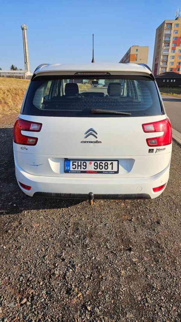 Citroën C4 Picasso 1,6   HDi 7-míst Inensive 105900 km - foto 12