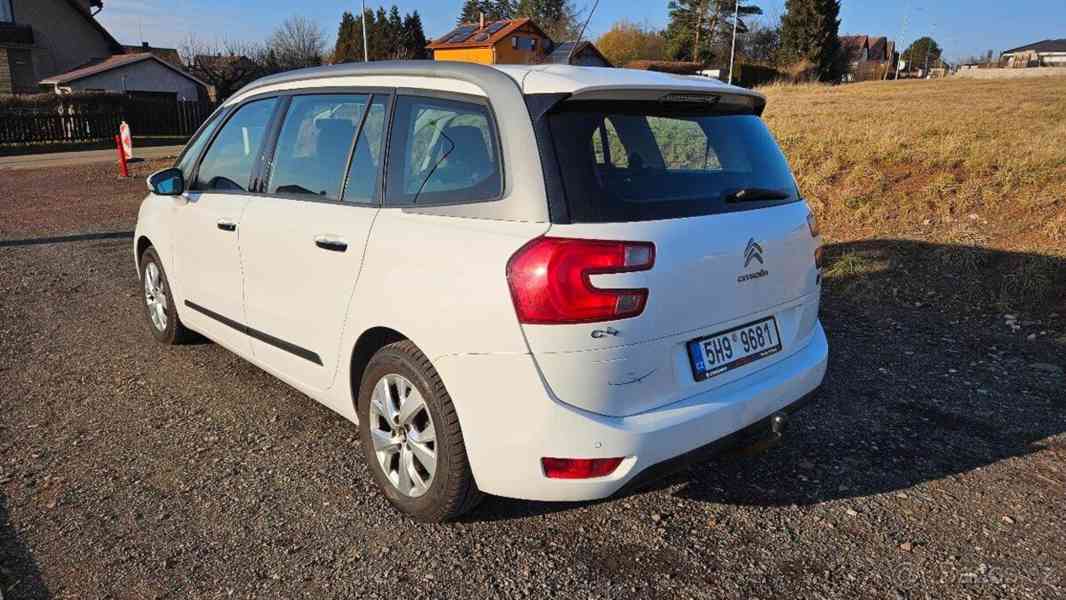 Citroën C4 Picasso 1,6   HDi 7-míst Inensive 105900 km - foto 7