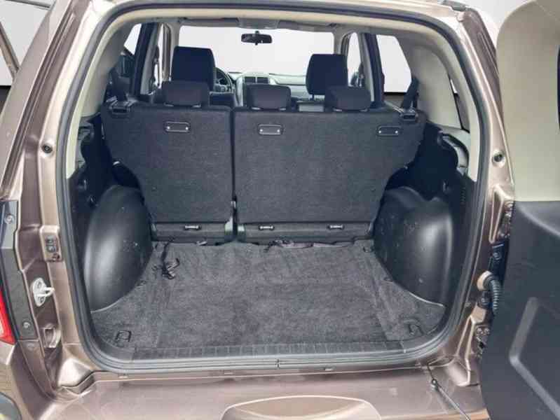 Suzuki Grand Vitara 2.4i Comfort benzín 124kw - foto 24