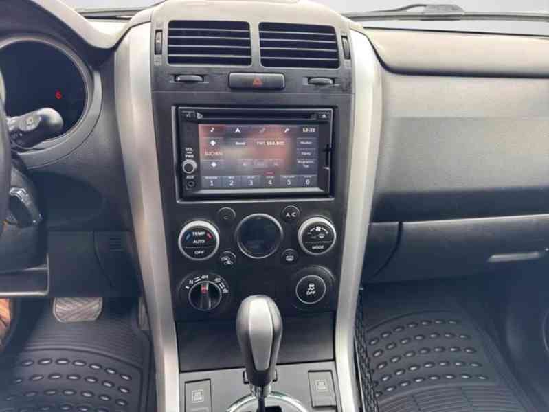 Suzuki Grand Vitara 2.4i Comfort benzín 124kw - foto 4