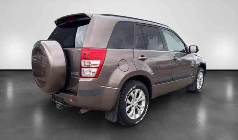 Suzuki Grand Vitara 2.4i Comfort benzín 124kw - foto 16
