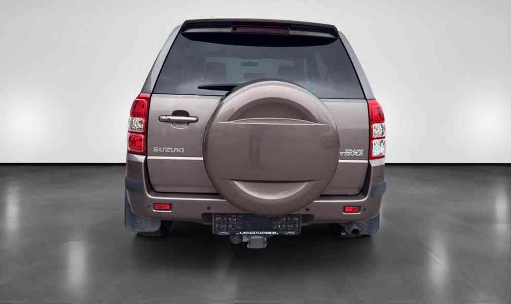 Suzuki Grand Vitara 2.4i Comfort benzín 124kw - foto 5