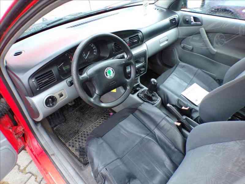 Škoda Octavia 1,6 TAŽ.ZAŘ. - foto 7