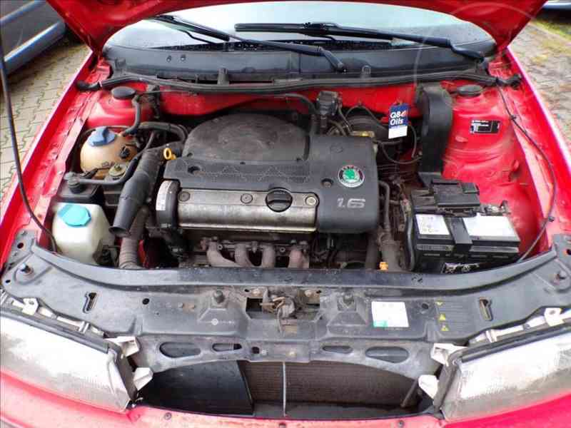 Škoda Octavia 1,6 TAŽ.ZAŘ. - foto 16