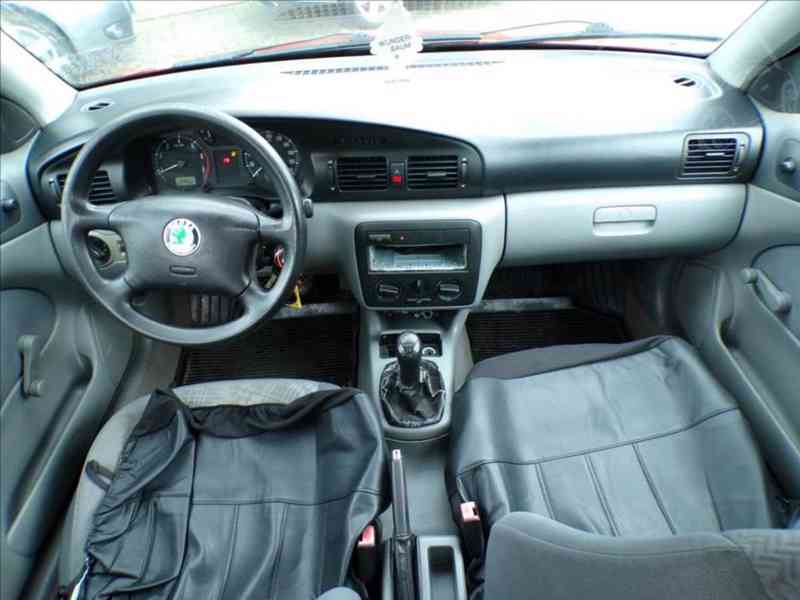 Škoda Octavia 1,6 TAŽ.ZAŘ. - foto 5