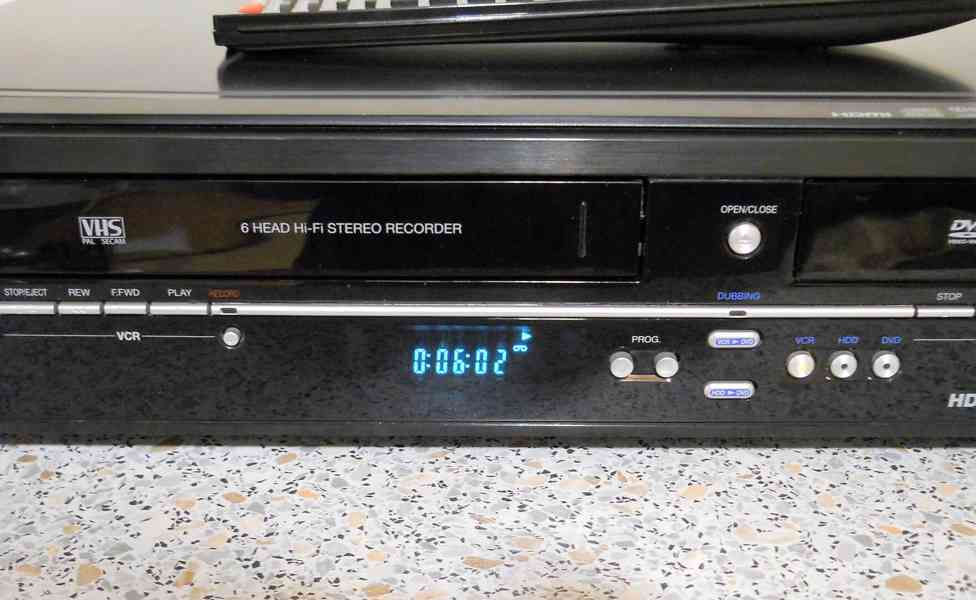 DVD-HDD-VHS rekordér Funai TD6D-D4413DB - foto 3