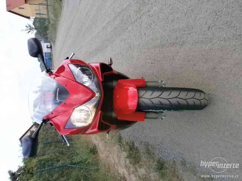 Honda CBR 600F (r.v. 2006) - foto 5