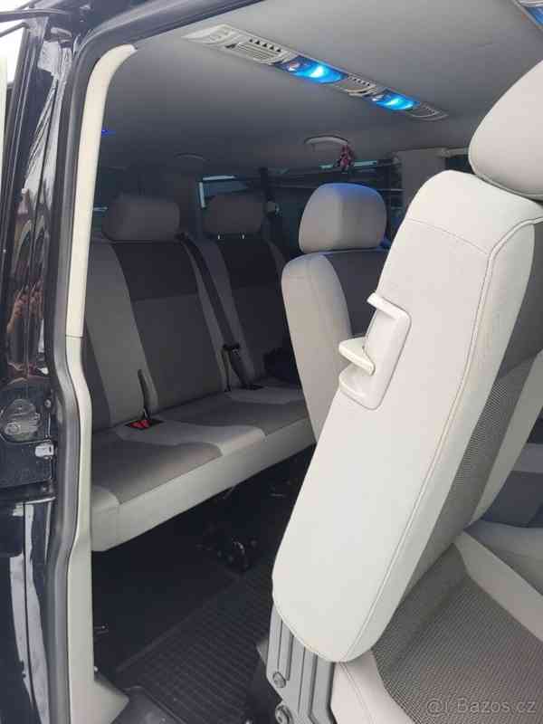 Volkswagen Caravelle 2,0   tdi - foto 11