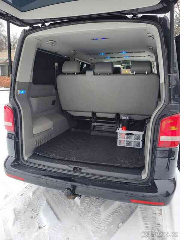 Volkswagen Caravelle 2,0   tdi - foto 9