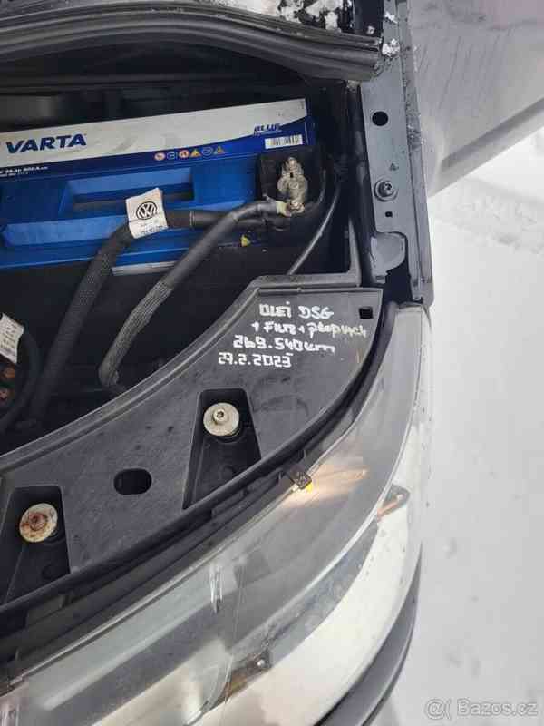 Volkswagen Caravelle 2,0   tdi - foto 12