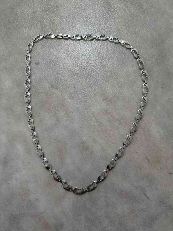 Romantický náhrdelník z chirurgické oceli  - foto 1