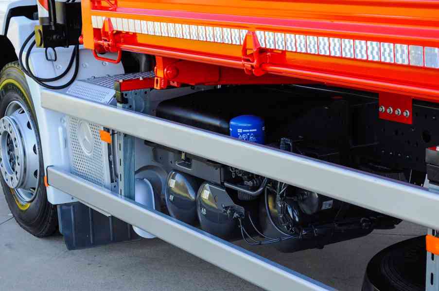 MERCEDES AXOR 1829 TŘÍSTRANNÝ SKLÁPĚČ HYDRAULICKÁ RUKA EU-5 - foto 29