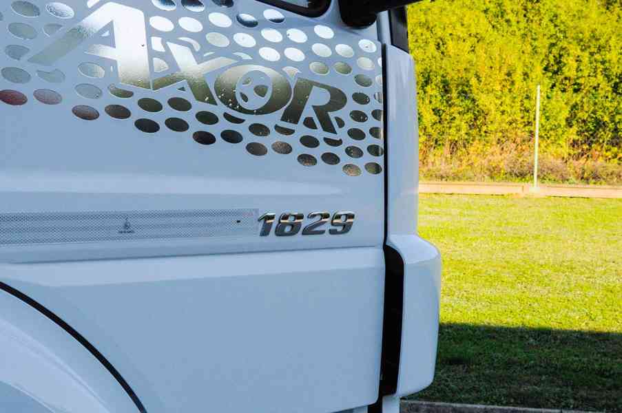 MERCEDES AXOR 1829 TŘÍSTRANNÝ SKLÁPĚČ HYDRAULICKÁ RUKA EU-5 - foto 9