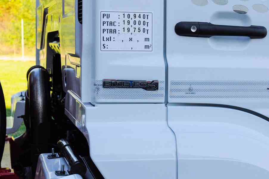 MERCEDES AXOR 1829 TŘÍSTRANNÝ SKLÁPĚČ HYDRAULICKÁ RUKA EU-5 - foto 10