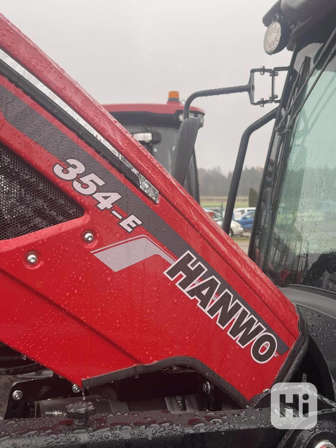 Traktor HANWO HWE 354C.  Traktor  40 koni 29kW. - foto 1
