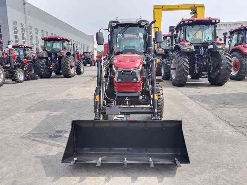 Traktor HANWO HWE 354 C, STAGE V, 4 válcový motor víčko - foto 2