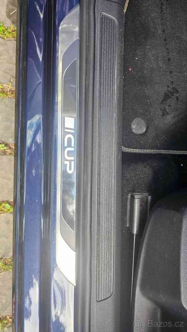 Volkswagen Golf 1,4   7 - foto 18