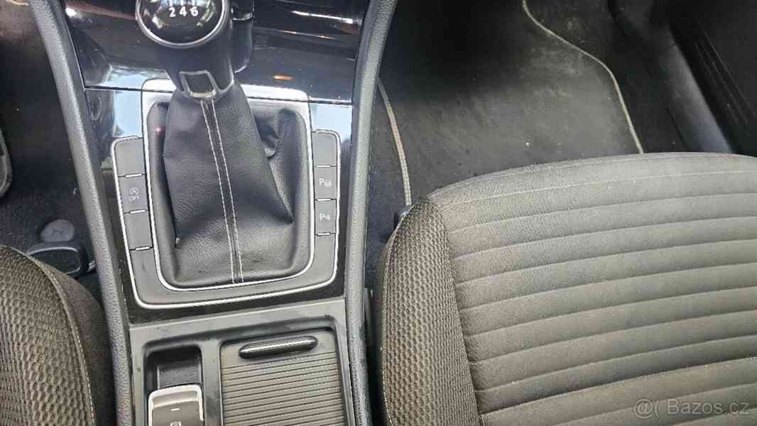 Volkswagen Golf 1,4   7 - foto 13