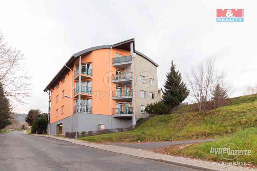 Prodej mezonetového bytu 4+1, 124 m?, Sušice, ul. Pod Lesem - foto 1