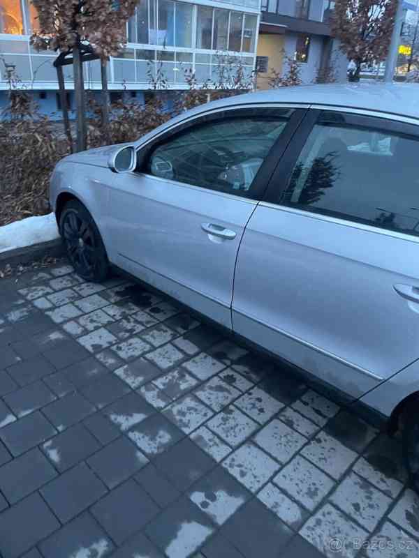 Volkswagen Passat 1,9 - foto 8