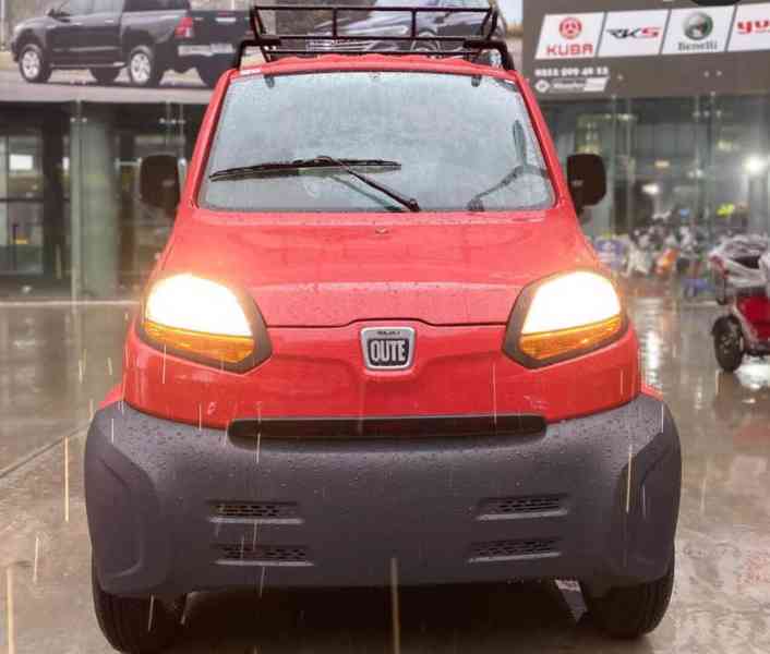 Bajaj Qute RE60 Car - foto 2