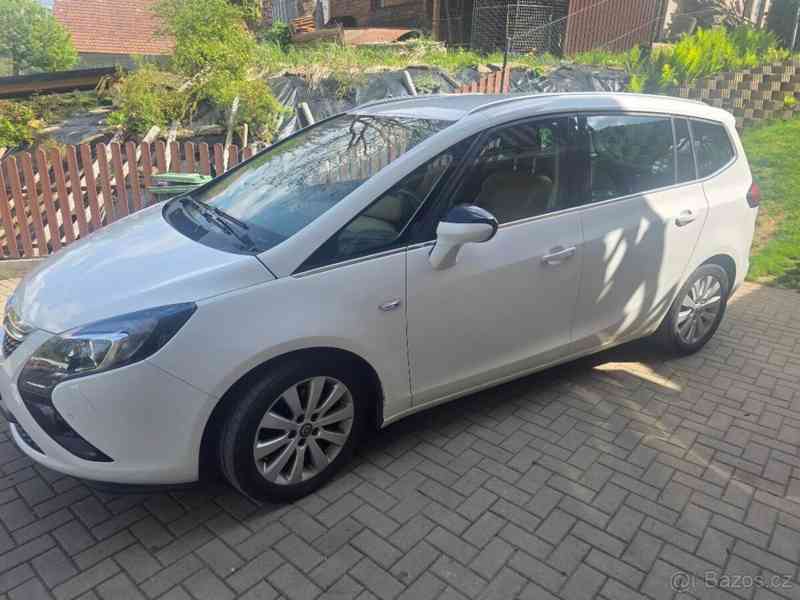 Opel Zafira 1,6 Tourer 2015 - foto 2