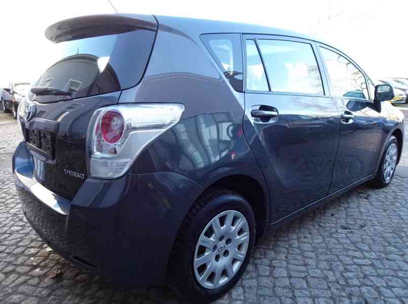 Toyota Verso Edition 1.8i benzín 108kw - foto 24