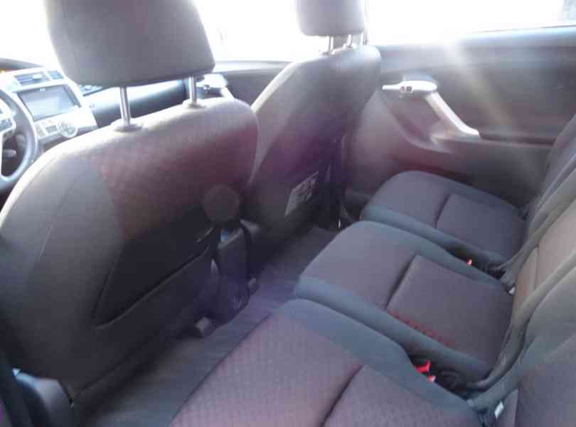 Toyota Verso Edition 1.8i benzín 108kw - foto 18