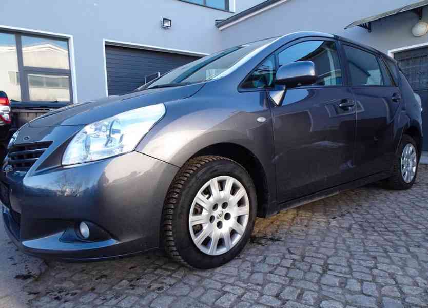 Toyota Verso Edition 1.8i benzín 108kw - foto 3