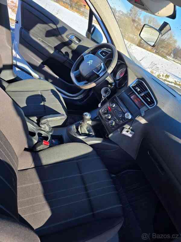 Citroën C4 1,6   B7 - foto 7