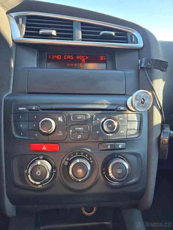 Citroën C4 1,6   B7 - foto 8