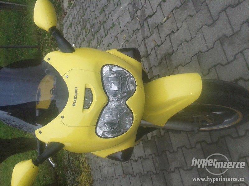 Suzuki GSX 750 F - foto 3
